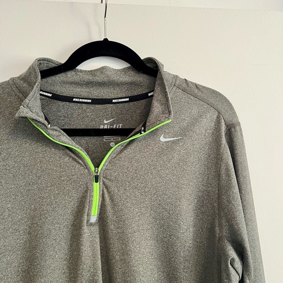 Men’s Nike Dri-Fit Zip Pullover - Picture 2 of 8
